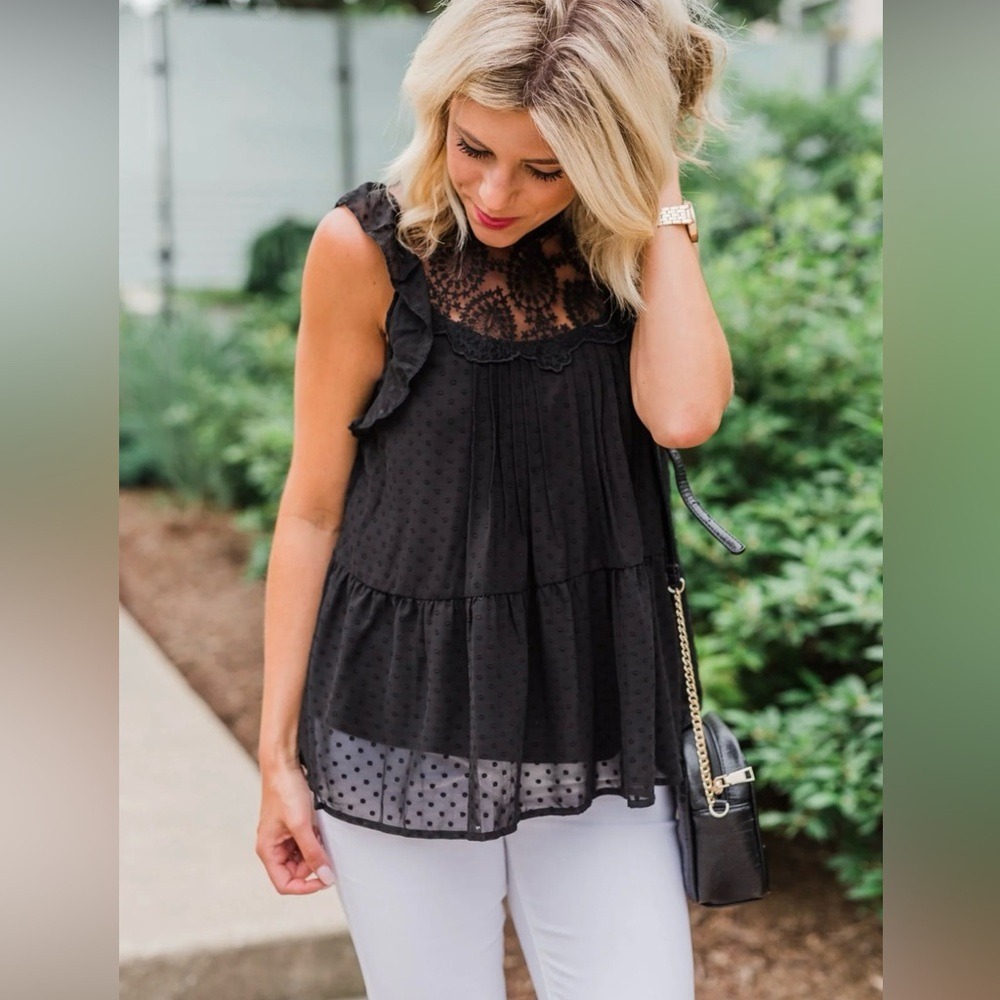 NWT Black Sleeveless Lace Detail Top M - Picture 12 of 16